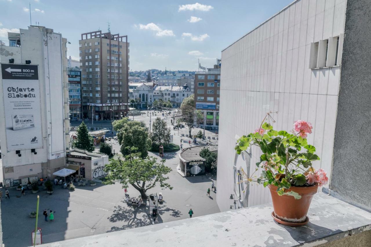 Pollock Apartment In Old Town Bratislava Exterior photo