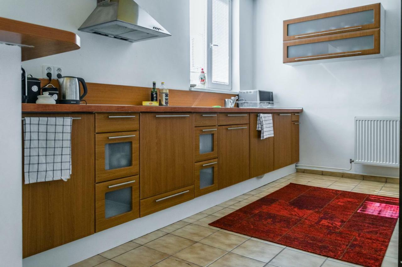 Pollock Apartment In Old Town Bratislava Exterior photo